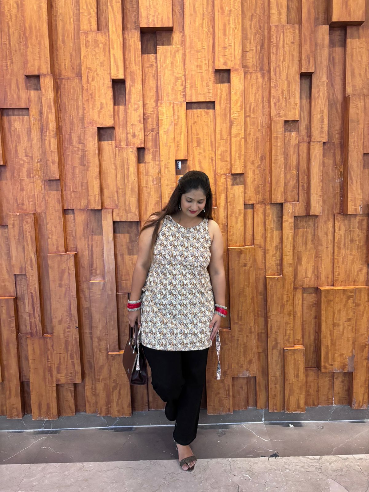 Golden Grace Sleeveless Kurti