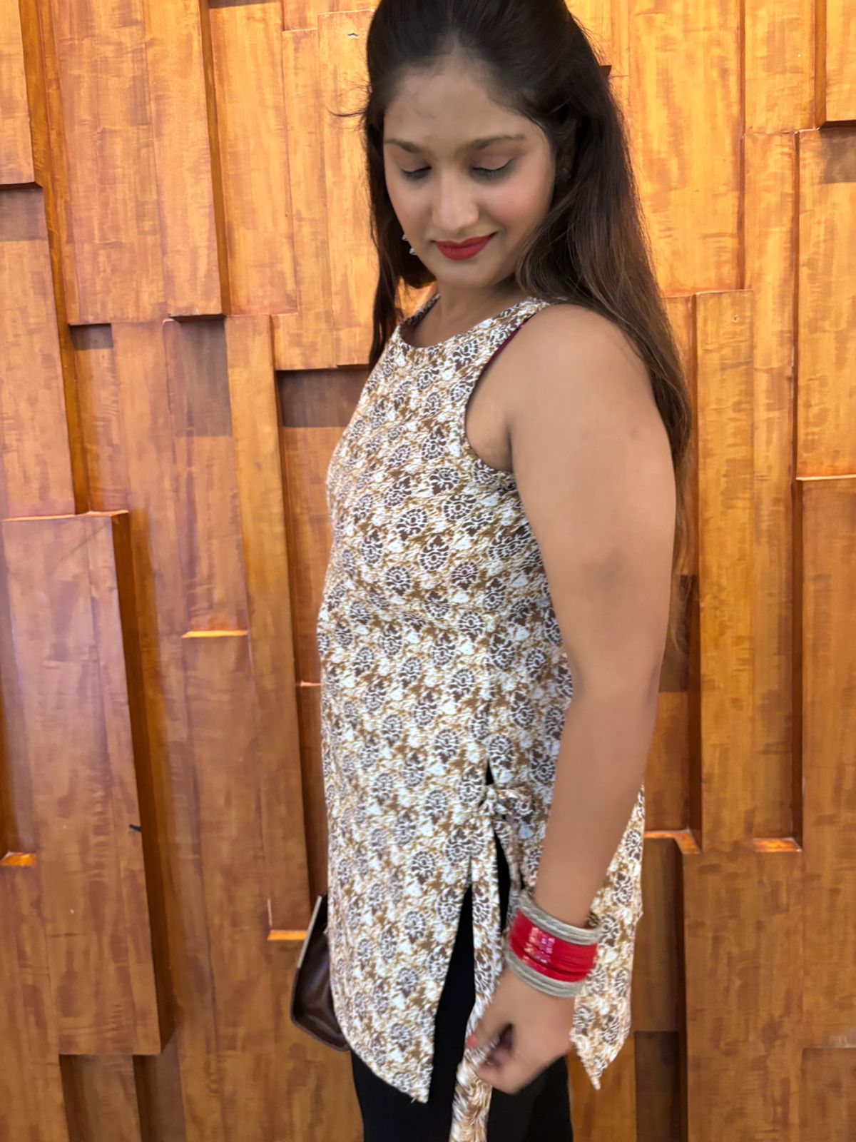 Golden Grace Sleeveless Kurti